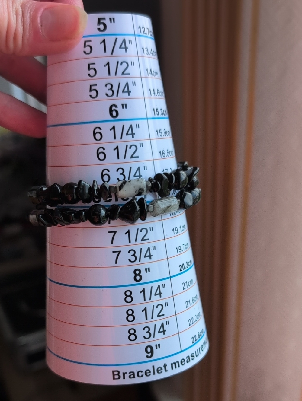 Black and White Quartz  And Obsidian Beaded Memory Wire Bracelet - Picture 4 of 5